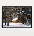 Plakat CHATKA W ZIMOWYM LESIE poziomy