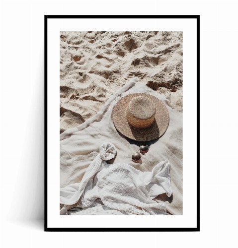 Plakat SUMMER VIBES ONLY Kapelusz na piasku z marginesem.jpg