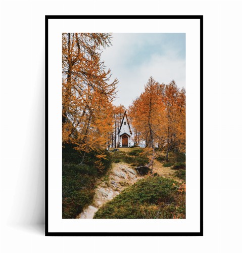 Plakat BIAŁA KAPLICZKA W JESIENNYM LESIE z marginesem.jpg