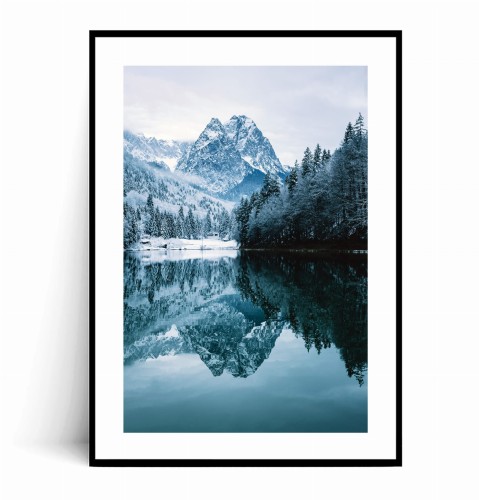 Plakat ZIMOWE GÓRY Z ODBICIEM W JEZIORZE no.1 z marginesem.jpg