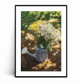 Plakat SŁONECZNY BUKIET RUMIANKU W KONEWCE z marginesem